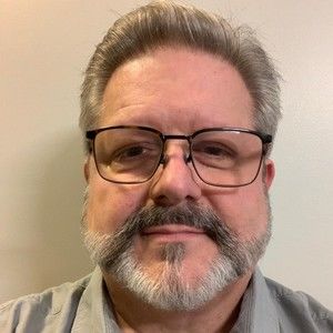 Meet your Posher, Manuel